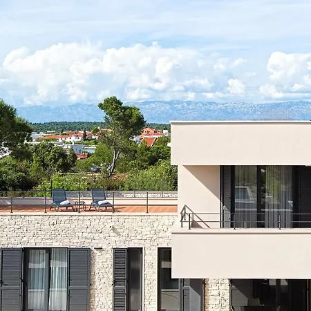 Pinna Villa *